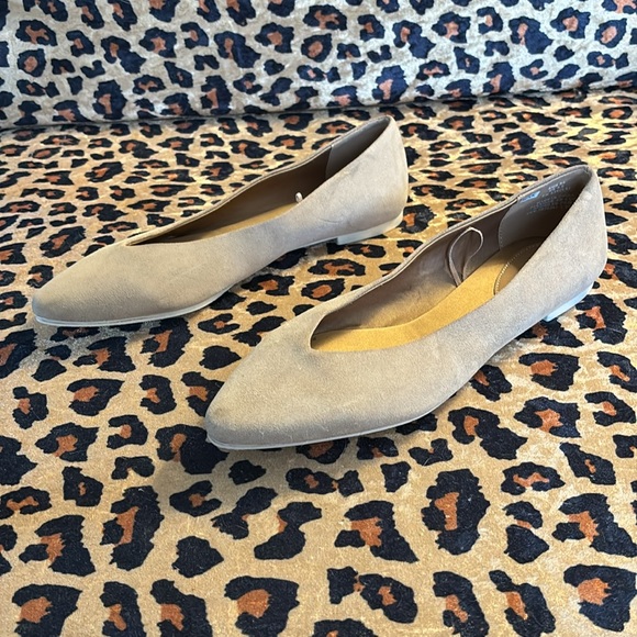 H&M beige flats size 6 - Picture 2 of 6